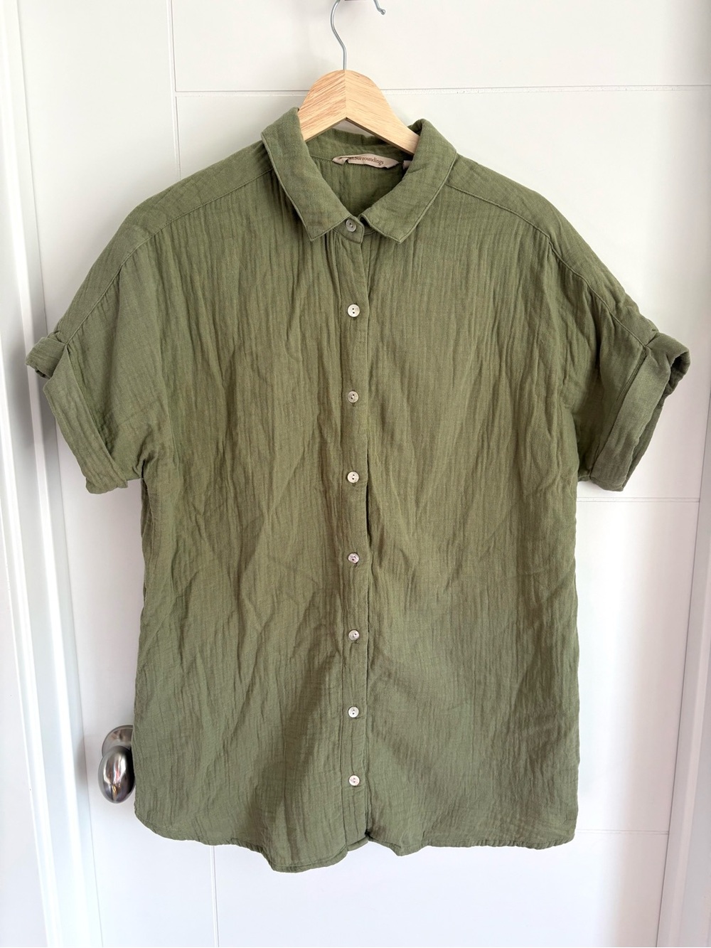 Soft Surroundings Olive Green Short-Sleeve Button-Down Shirt
